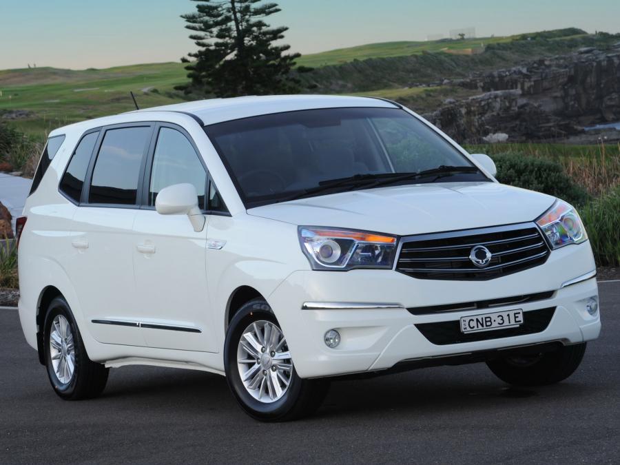  SsangYong Stavic 2013 года  (фото 9 из 12)